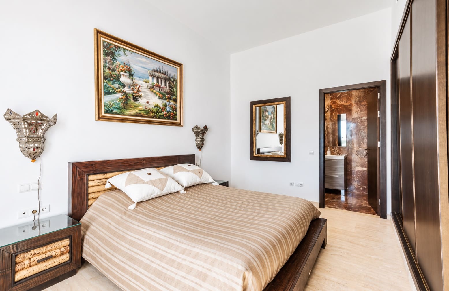 4 soverom Villa til leie i Manilva med svømmebasseng garasje - € 8 000 (Ref: 10179728)