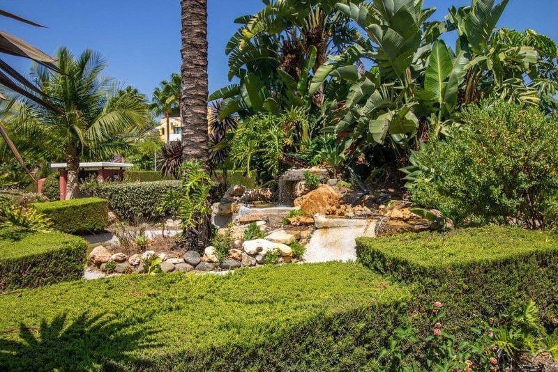 4 bedroom Penthouse for sale in Bel-Air with pool garage - € 715,000 (Ref: 10184080)