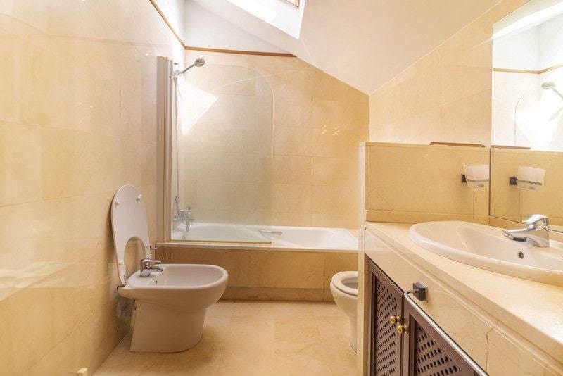 4 quarto Penthouse para arrendar em Bel-Air com piscina garagem - 3 000 € (Ref: 10184081)