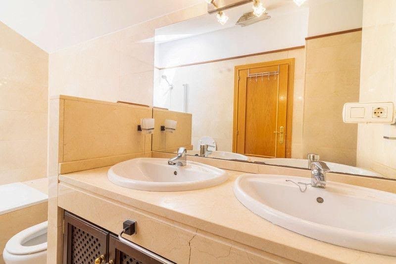 4 quarto Penthouse para arrendar em Bel-Air com piscina garagem - 3 000 € (Ref: 10184081)