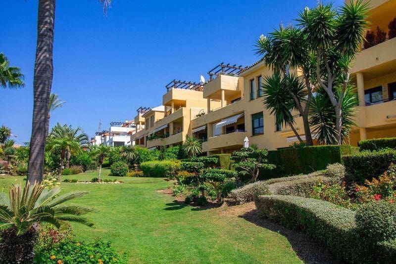 4 quarto Penthouse para arrendar em Bel-Air com piscina garagem - 3 000 € (Ref: 10184081)