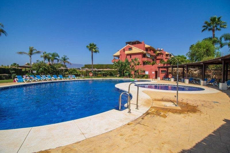 4 quarto Penthouse para arrendar em Bel-Air com piscina garagem - 3 000 € (Ref: 10184081)