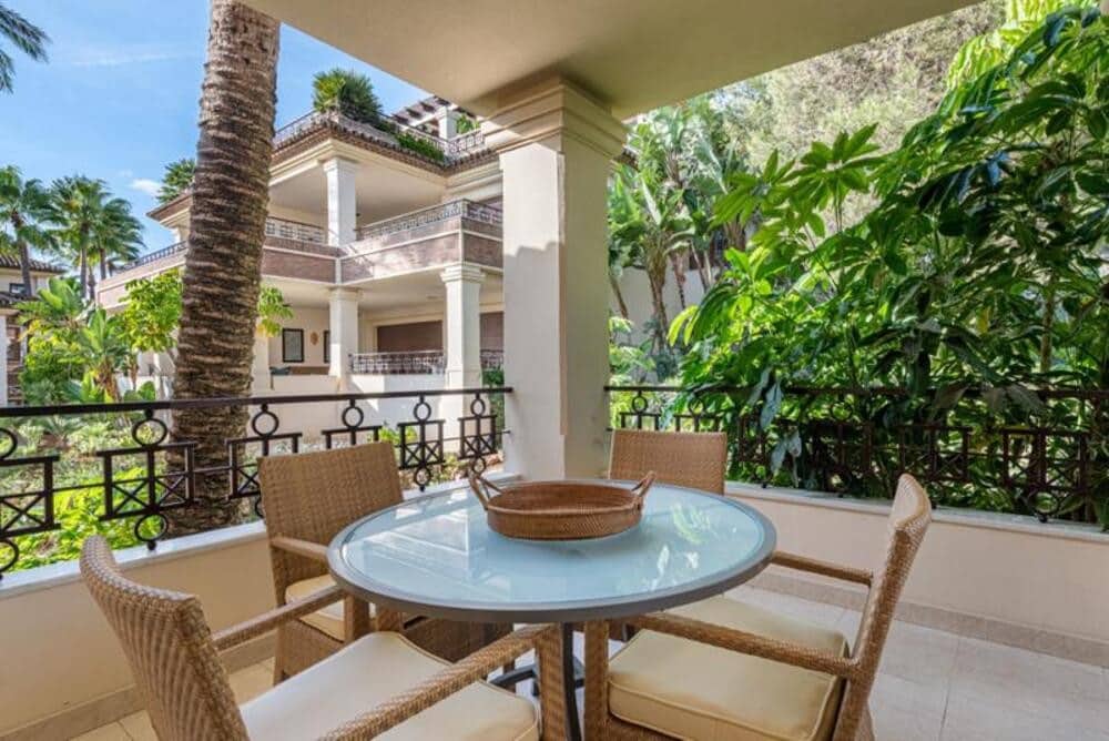 3 sovrum Lägenhet att hyra i Marbella med pool garage - 8 000 € (Ref: 10186284)