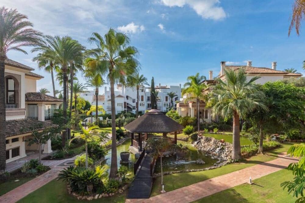 3 sovrum Lägenhet att hyra i Marbella med pool garage - 8 000 € (Ref: 10186284)