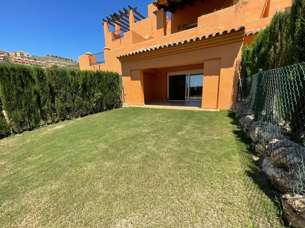3 quarto Casa em Banda para venda em Benahavis com piscina garagem - 670 000 € (Ref: 6868128)