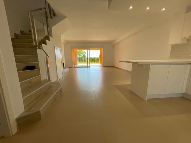 3 slaapkamer Huis te koop in El Paraíso, Benahavís met zwembad garage - € 676.000 (Ref: 6868128)