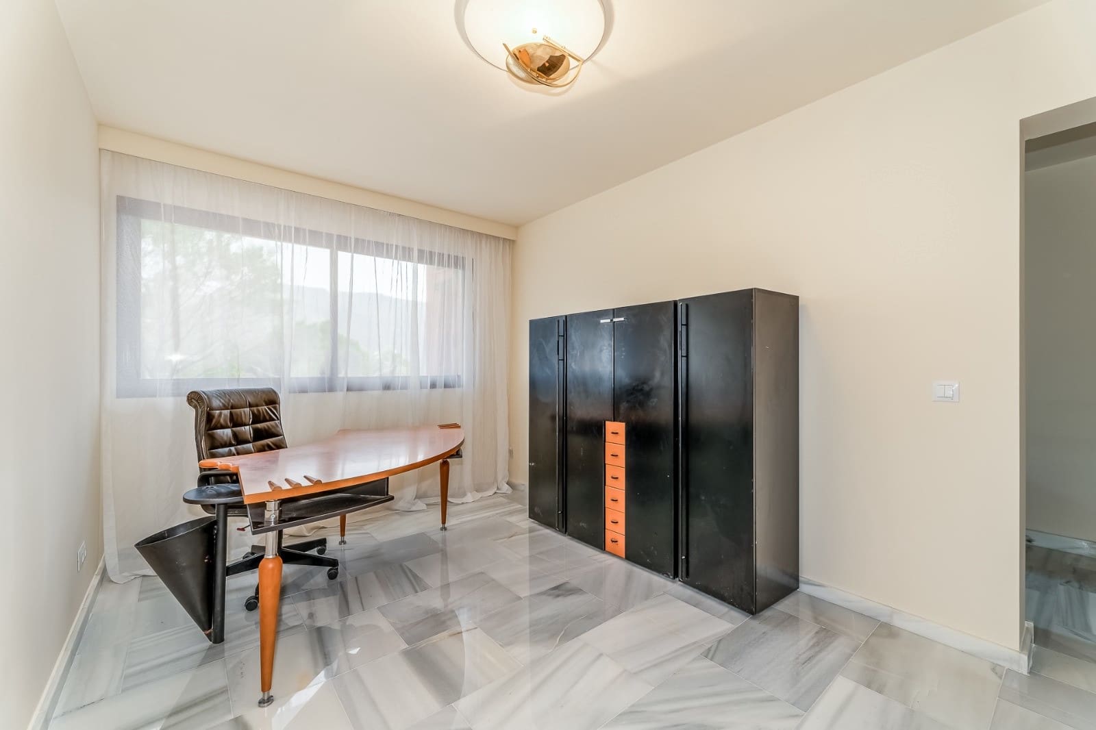 4 soveværelse Villa til salg i Benahavis med swimmingpool garage - € 620.000 (Ref: 6868443)