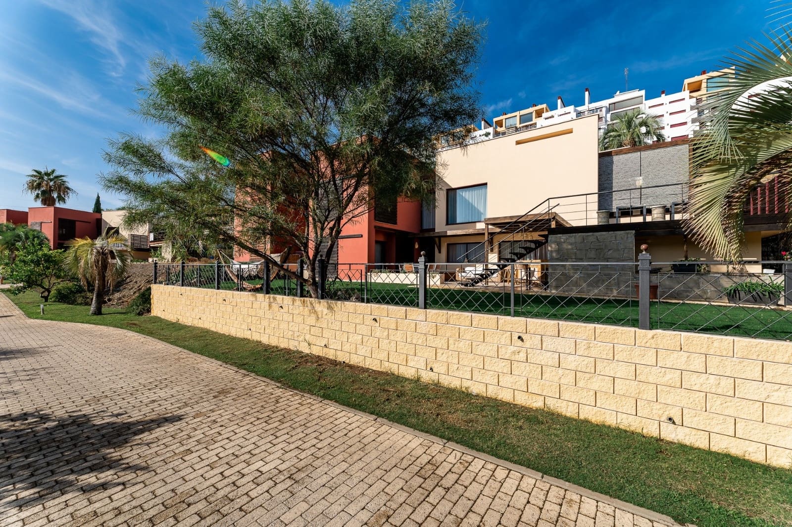 4 soveværelse Villa til salg i Benahavis med swimmingpool garage - € 620.000 (Ref: 6868443)