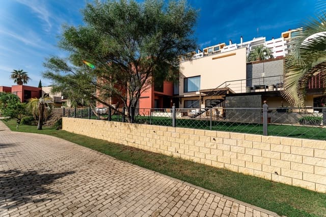 4 soverom Villa til salgs i Los Flamingos, Benahavís med svømmebasseng garasje - € 620 000 (Ref: 6868443)