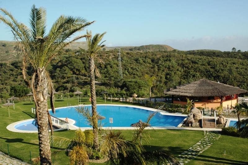 4 soveværelse Villa til salg i Benahavis med swimmingpool garage - € 620.000 (Ref: 6868443)