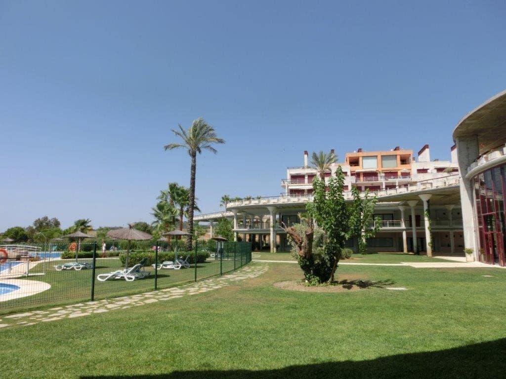 4 soveværelse Villa til salg i Benahavis med swimmingpool garage - € 620.000 (Ref: 6868443)