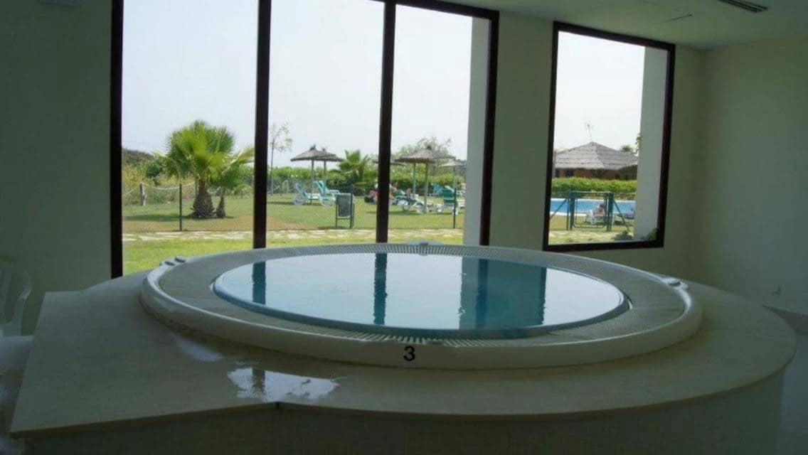 4 soveværelse Villa til salg i Benahavis med swimmingpool garage - € 620.000 (Ref: 6868443)