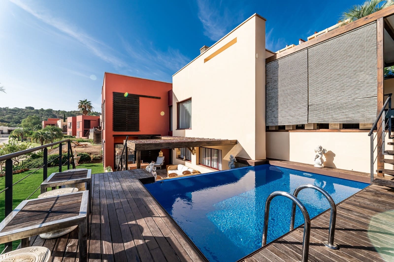 4 slaapkamer Villa te koop in Benahavis met zwembad garage - € 620.000 (Ref: 6868443)