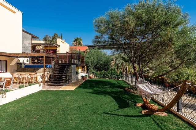 4 slaapkamer Villa te koop in Los Flamingos, Benahavís met zwembad garage - € 620.000 (Ref: 6868443)