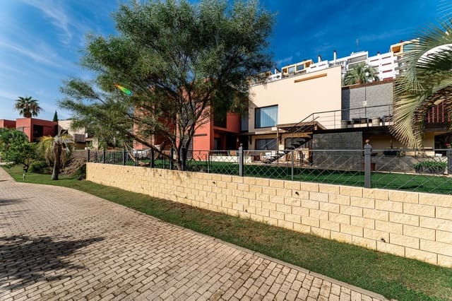 4 slaapkamer Villa te koop in Los Flamingos, Benahavís met zwembad garage - € 620.000 (Ref: 6868443)