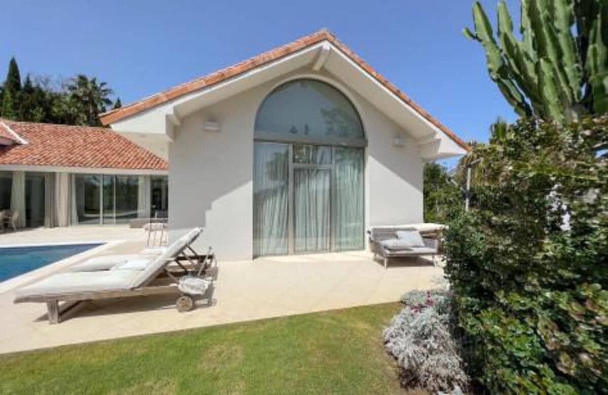 5 sypialnia Willa do wynajęcia w Sotogrande z basenem garażem - 10 000 € (Ref: 6890195)