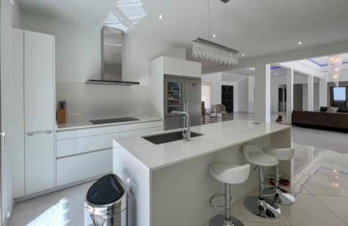 5 sypialnia Willa do wynajęcia w Sotogrande z basenem garażem - 10 000 € (Ref: 6890195)