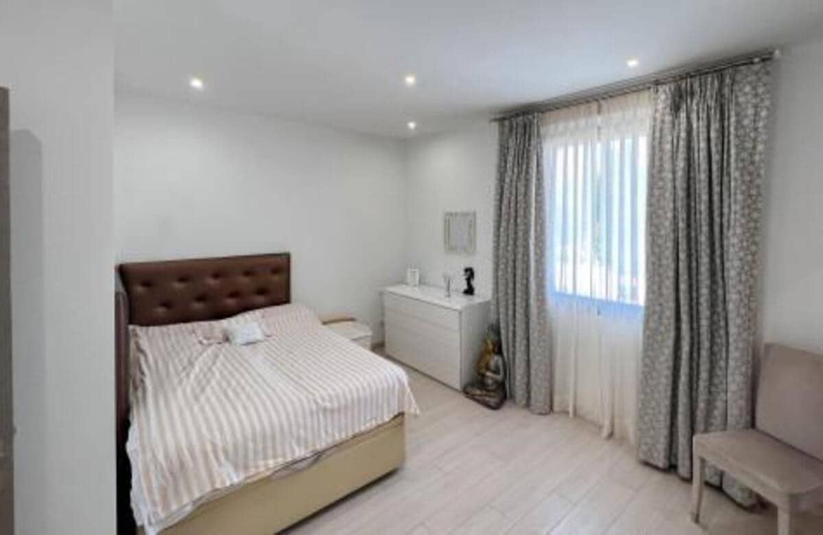 5 sypialnia Willa do wynajęcia w Sotogrande z basenem garażem - 10 000 € (Ref: 6890195)