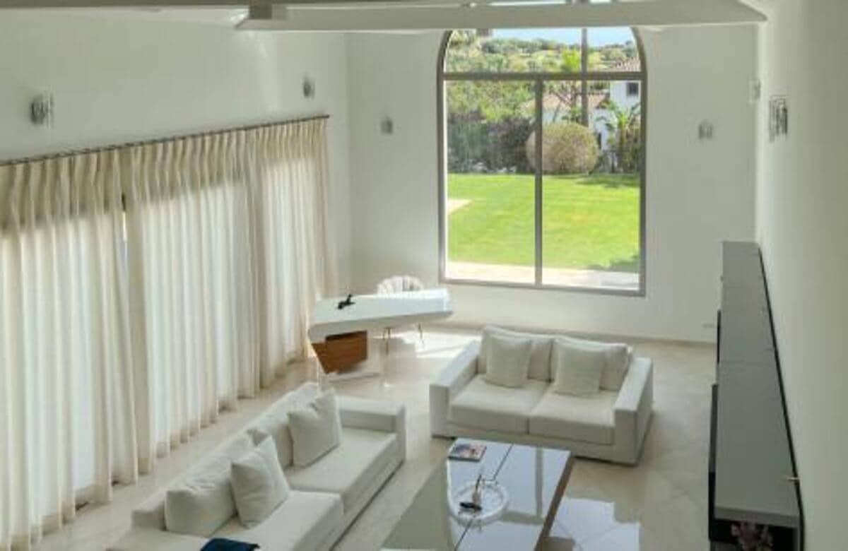 5 sypialnia Willa do wynajęcia w Sotogrande z basenem garażem - 10 000 € (Ref: 6890195)