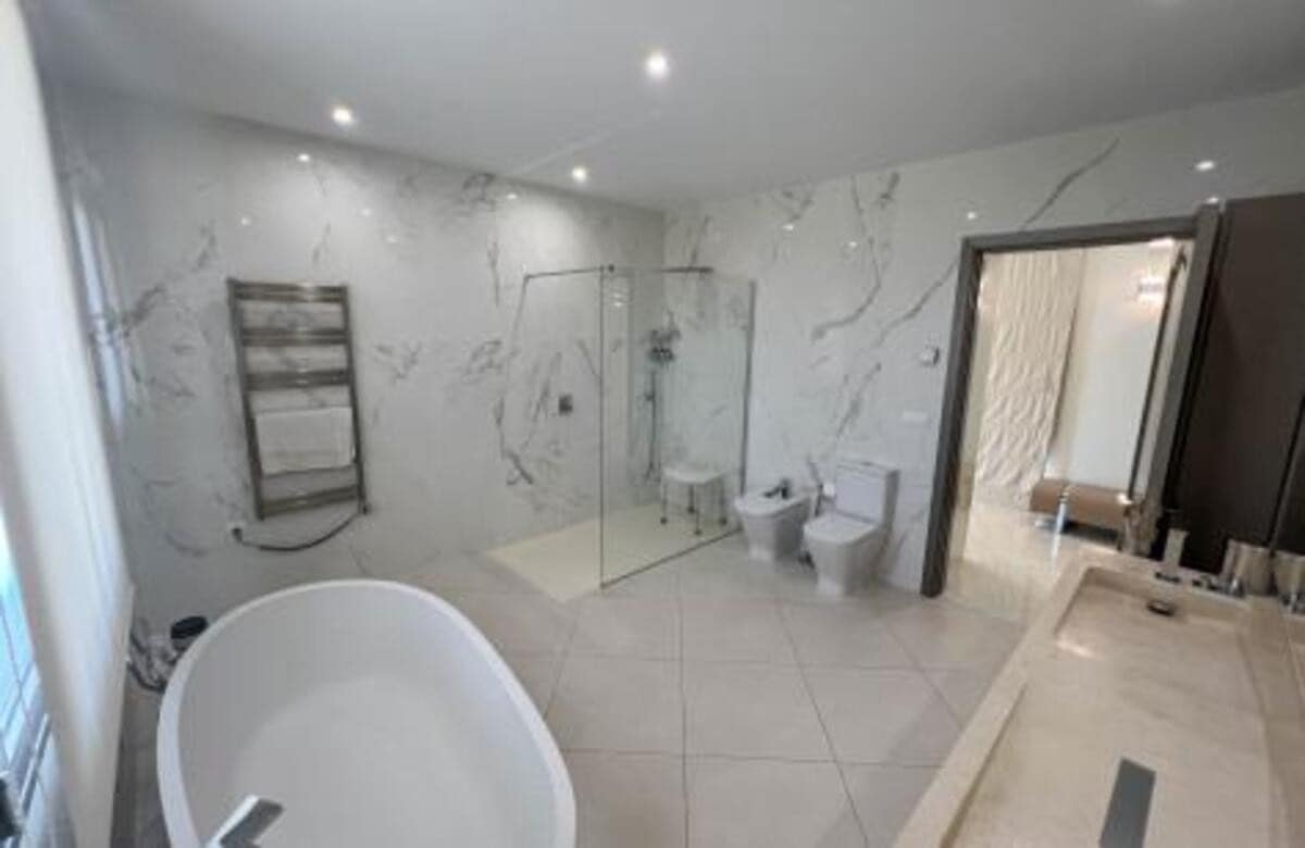 5 sypialnia Willa do wynajęcia w Sotogrande z basenem garażem - 10 000 € (Ref: 6890195)