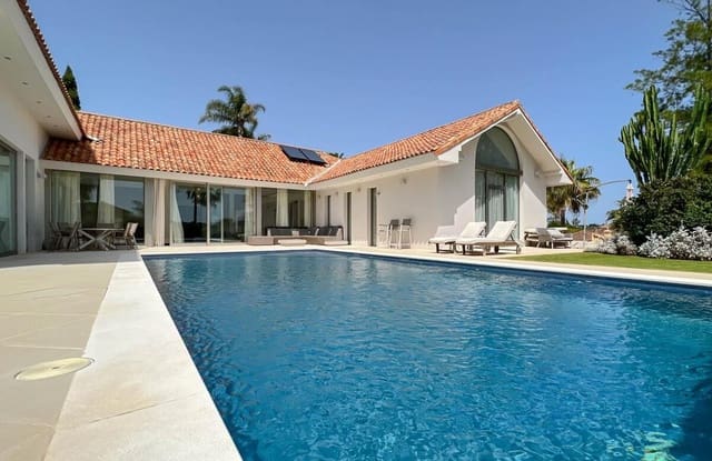 5 soveværelse Villa til leje i Sotogrande Alto, San Roque med swimmingpool garage - € 10.000 (Ref: 6890195)