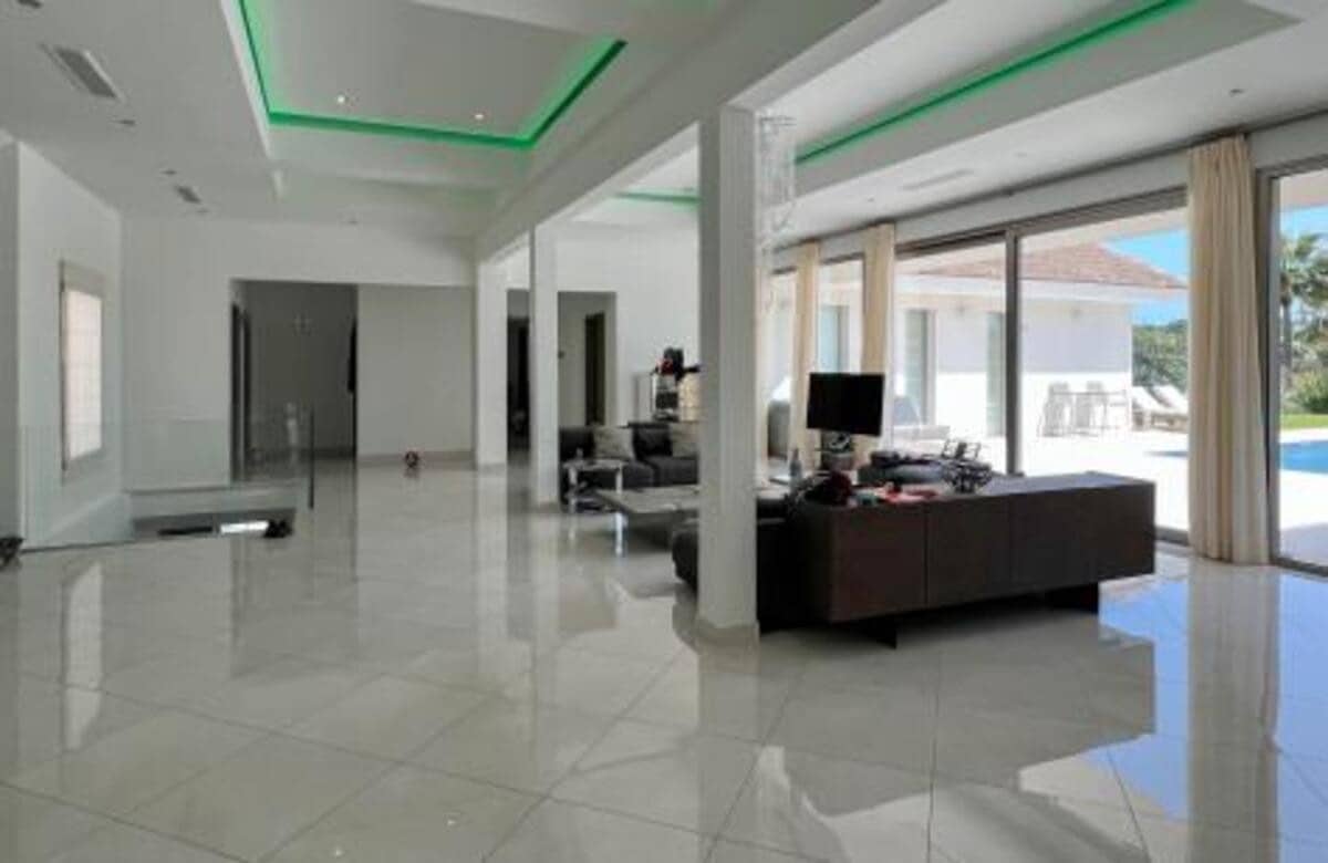 5 sypialnia Willa do wynajęcia w Sotogrande z basenem garażem - 10 000 € (Ref: 6890195)