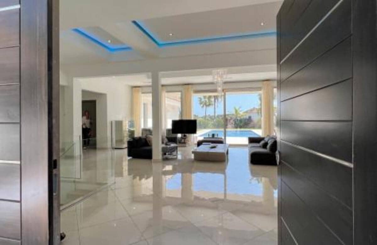 5 sypialnia Willa do wynajęcia w Sotogrande z basenem garażem - 10 000 € (Ref: 6890195)