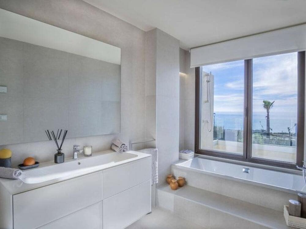 4 quarto Moradia para venda em Estepona com piscina garagem - 4 500 000 € (Ref: 6910579)