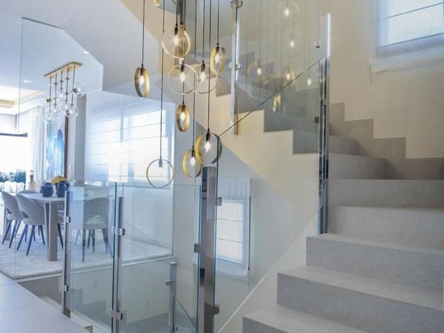 4 soverom Villa til salgs i El Velerín, Estepona med svømmebasseng garasje - € 4 500 000 (Ref: 6910579)