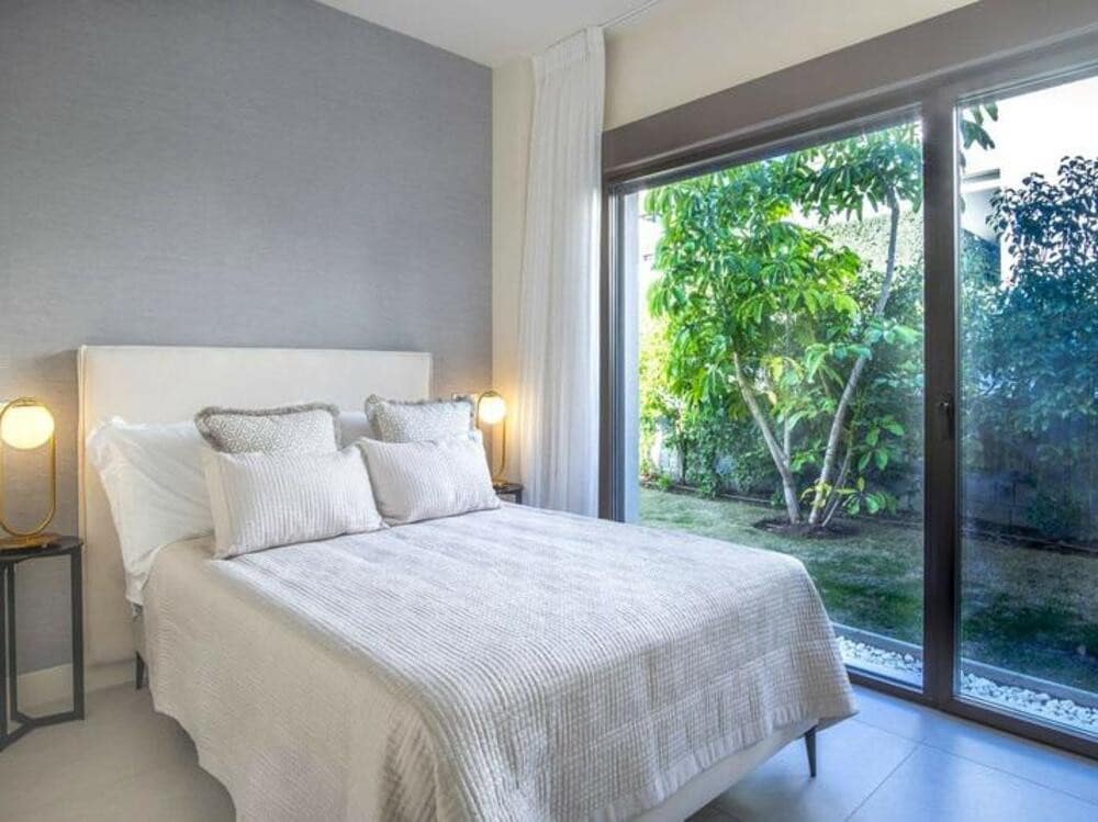 4 quarto Moradia para venda em Estepona com piscina garagem - 4 500 000 € (Ref: 6910579)