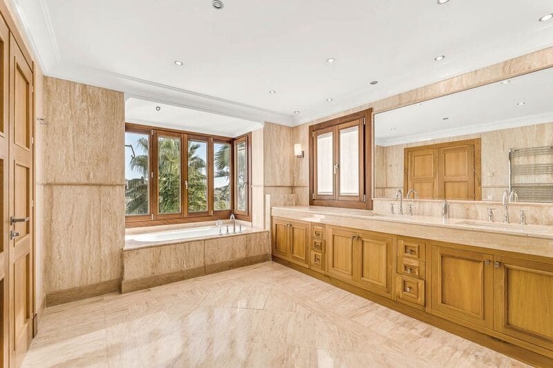 16 soveværelse Villa til salg i Benahavis med swimmingpool garage - € 13.950.000 (Ref: 6943590)