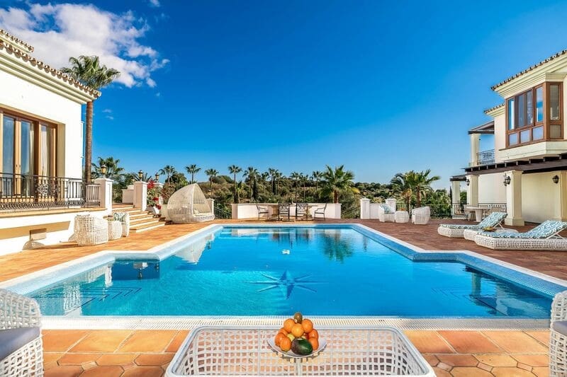 16 sovrum Villa till salu i Benahavis med pool garage - 13 950 000 € (Ref: 6943590)