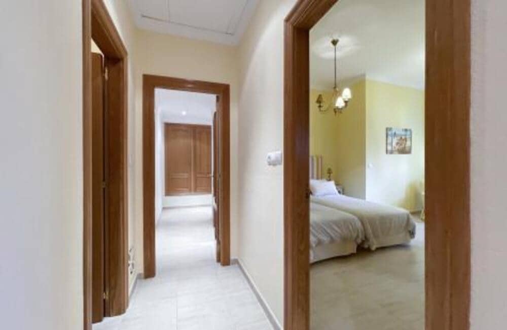4 Zimmer Villa zu vermieten in Benahavis mit Pool Garage - 8.000 € (Ref: 6959864)