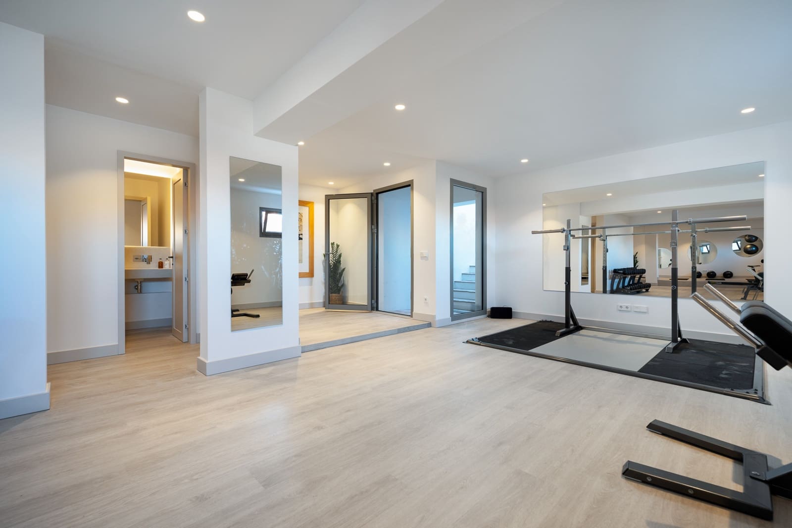 7 soveværelse Villa til salg i Monte Halcones med swimmingpool garage - € 9.000.000 (Ref: 6968057)