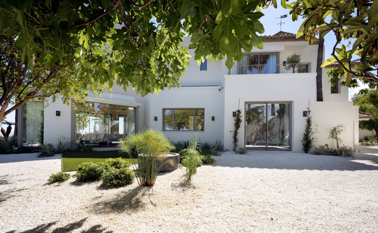 7 sypialnia Willa na sprzedaż w Monte Halcones z basenem garażem - 9 000 000 € (Ref: 6968057)