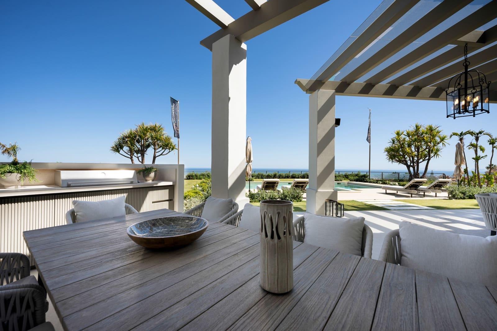 7 sypialnia Willa na sprzedaż w Monte Halcones z basenem garażem - 9 000 000 € (Ref: 6968057)
