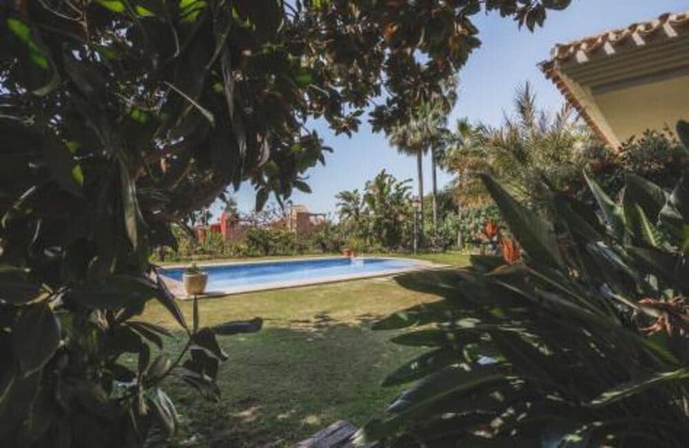 5 soveværelse Villa til salg i Marbella med swimmingpool garage - € 1.990.000 (Ref: 6973603)