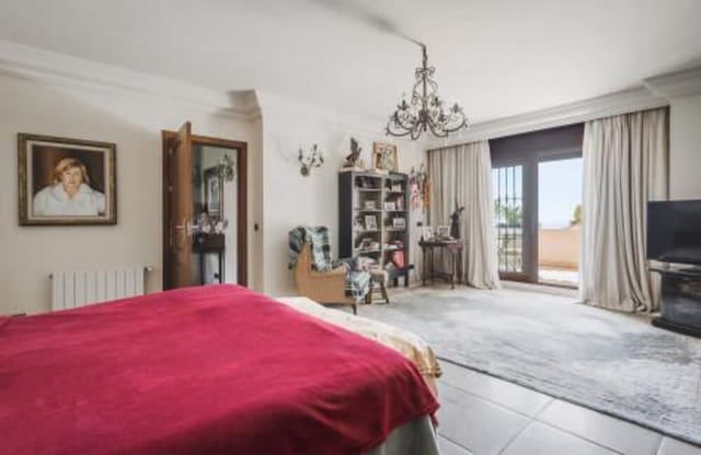 5 soverom Villa til salgs i Valdeolletas - Las Cancelas - Xarblanca, Marbella med svømmebasseng garasje - € 1 990 000 (Ref: 6973603)