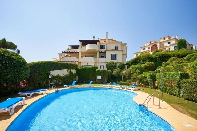 4 slaapkamer Penthouse te koop in Los Arqueros - Puerto del Almendro, Benahavís met zwembad garage - € 1.800.000 (Ref: 6973606)