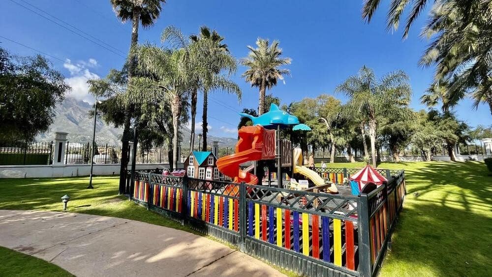 2 quarto Apartamento para arrendar em Marbella com piscina garagem - 3 700 € (Ref: 6992560)