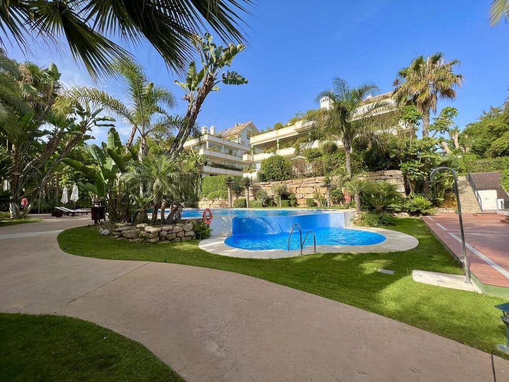 2 sovrum Lägenhet att hyra i Marbella med pool garage - 3 700 € (Ref: 6992560)