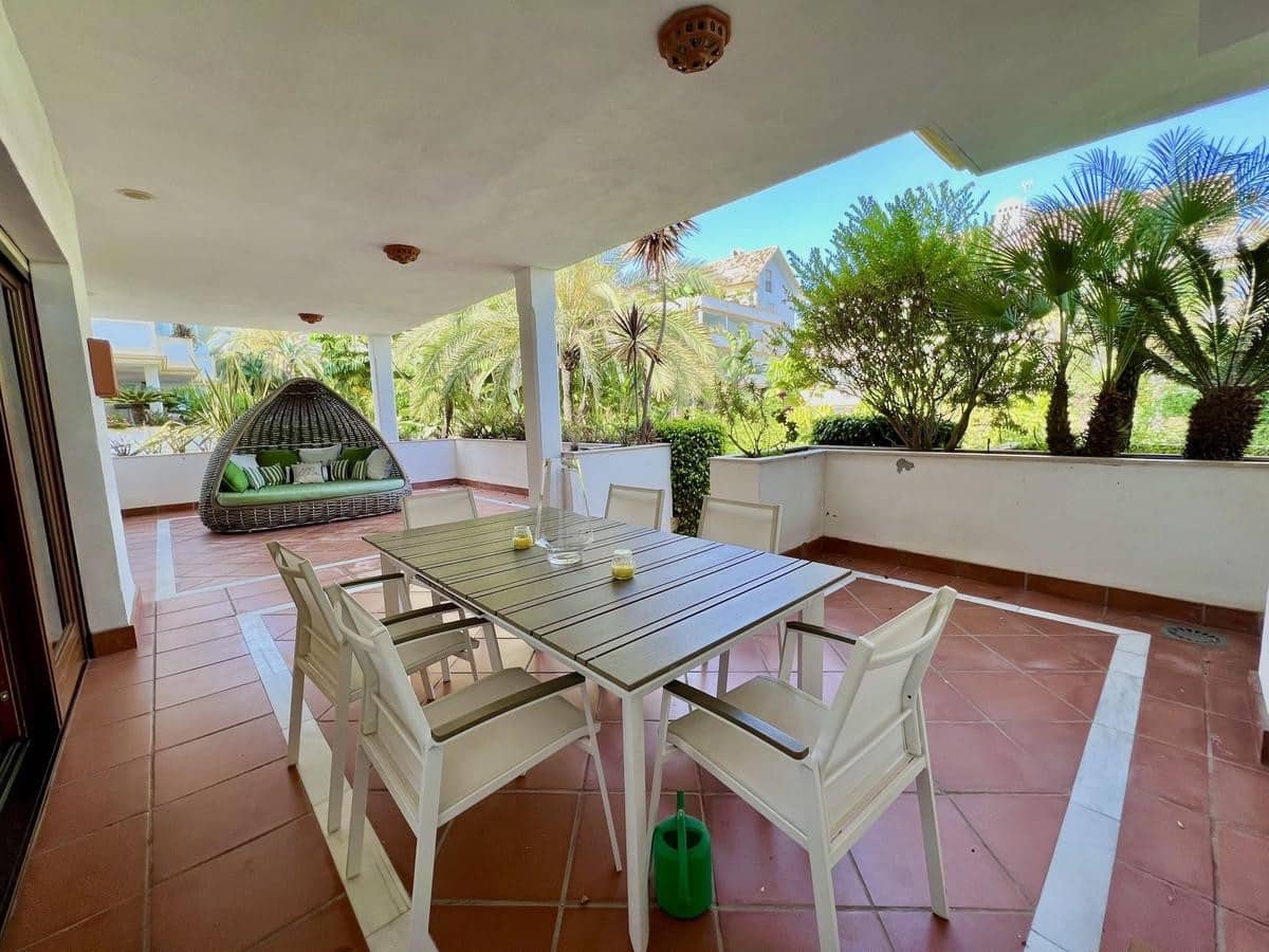 2 sovrum Lägenhet att hyra i Marbella med pool garage - 3 700 € (Ref: 6992560)