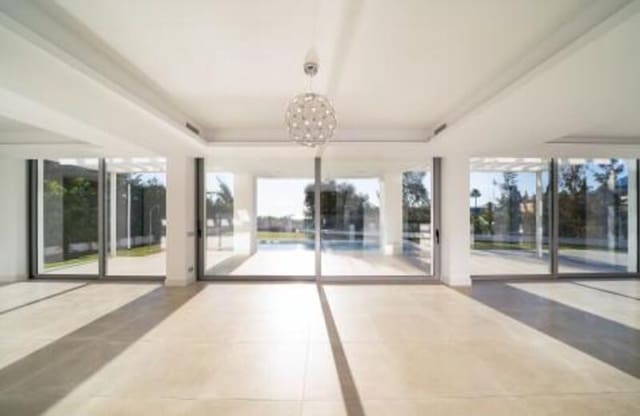 Chalet de 5 habitaciones en Santa Clara, Marbella en venta con piscina garaje - 2.650.000 € (Ref: 7033955)