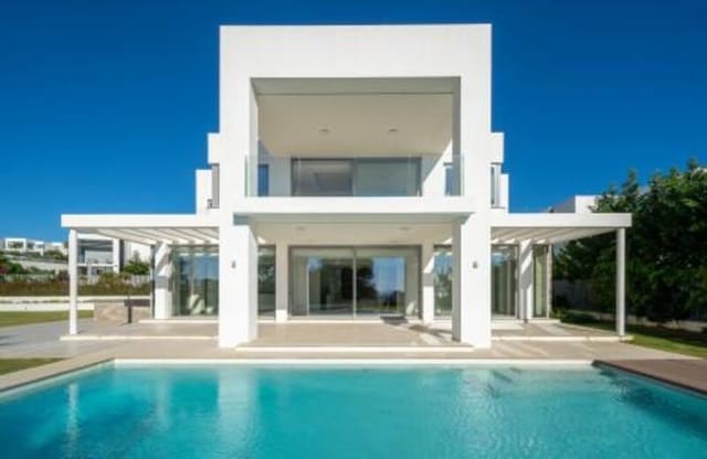 5 sovrum Villa till salu i Santa Clara, Marbella med pool garage - 2 650 000 € (Ref: 7033955)