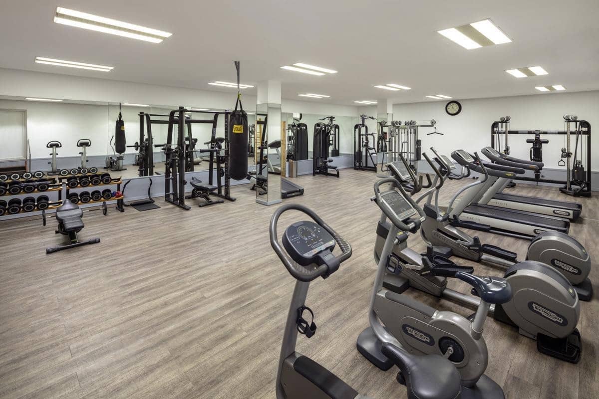 3 soveværelse Lejlighed til leje i Marbella med swimmingpool garage - € 5.000 (Ref: 7041078)