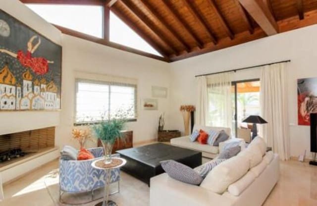 3 soveværelse Villa til leje i Sierra Blanca, Marbella med swimmingpool garage - € 8.500 (Ref: 7059987)