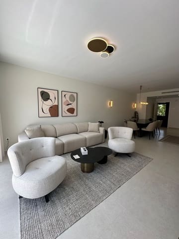 4 makuuhuone Kattohuoneisto vuokrattavana paikassa Puerto Banus, Marbella mukana uima-altaan 
autotalli - 6 000 € (Ref: 7146032)