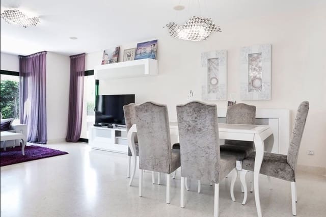 2 bedroom Apartment for rent in Los Arqueros - Puerto del Almendro, Benahavís with pool garage - € 2,500 (Ref: 7185571)