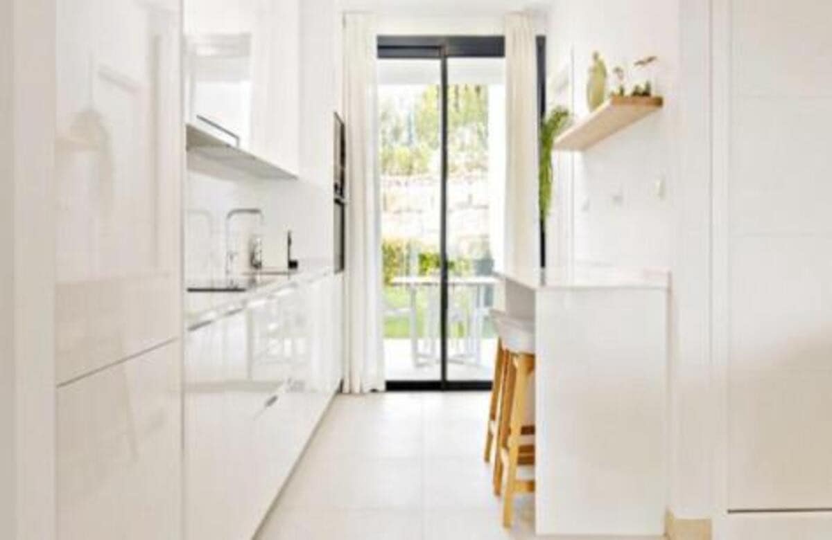 2 soverom Leilighet til leie i Casares med svømmebasseng garasje - € 2 700 (Ref: 7188130)