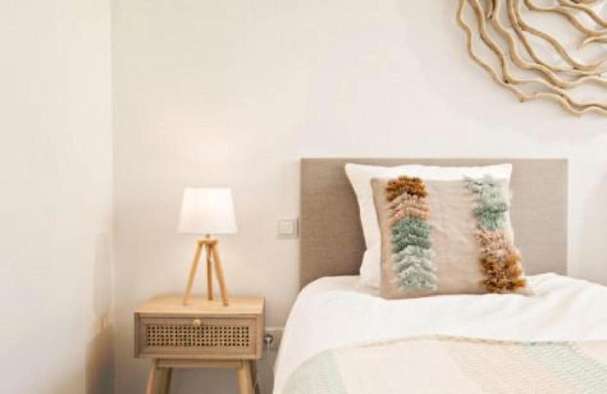 2 soverom Leilighet til leie i Casares med svømmebasseng garasje - € 2 700 (Ref: 7188130)